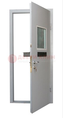Белая металлическая дверь в кассу ДКС-1 в Уфе