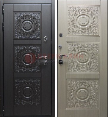 Темная стальная дверь с МДФ ДМ-161 для коттеджа в Уфе