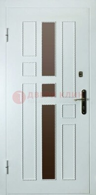 Белая стальная дверь с МДФ и декоративными вставками ДМ-62 в Уфе
