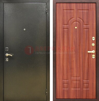 Входная темно-серая дверь с порошковой отделкой и МДФ Миланский орех ДП-281 в Уфе