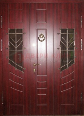 Парадная дверь со вставками из стекла и ковки ДПР-34 в загородный дом в Уфе