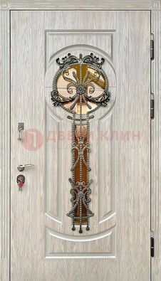 Светлая железная дверь со стеклом ковкой для коттеджа ДСК-134 в Уфе
