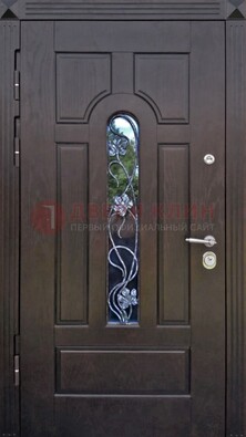 Металлическая дверь со стеклом и ковкой в цвете венге ДСК-142 в Уфе