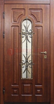 Тяжелая стальная дверь со стеклом и ковкой ДСК-42 в Кирове