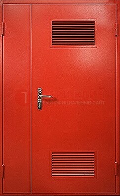 Красная железная техническая дверь с вентиляционными решетками ДТ-4 в Уфе