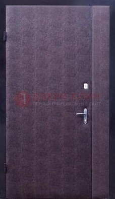 Бордовая металлическая тамбурная дверь ДТМ-3 в Уфе