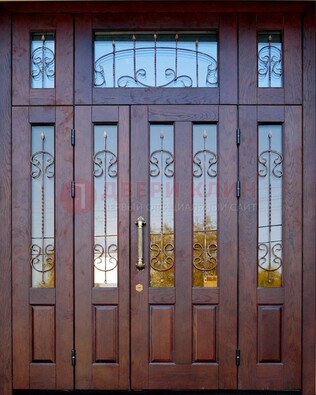 Коричневая парадная дверь с виноритом и ковкой ДВТ-168 в Уфе