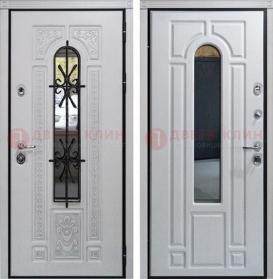 Белая стальная дверь с виноритом и ковкой снаружи ДВТ-197 в Уфе