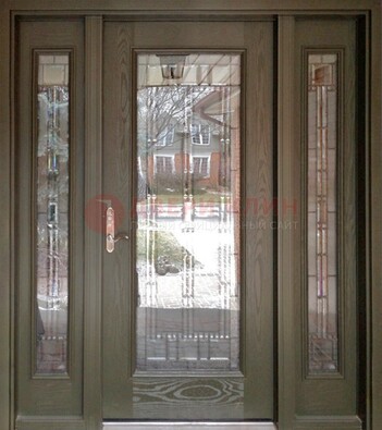 Коричневая стальная дверь с массивом дуба с витражом ВЖ-16 в Уфе